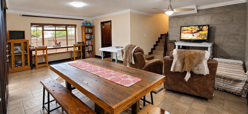 4 Bedroom Property for Sale in Pentagon Park Free State